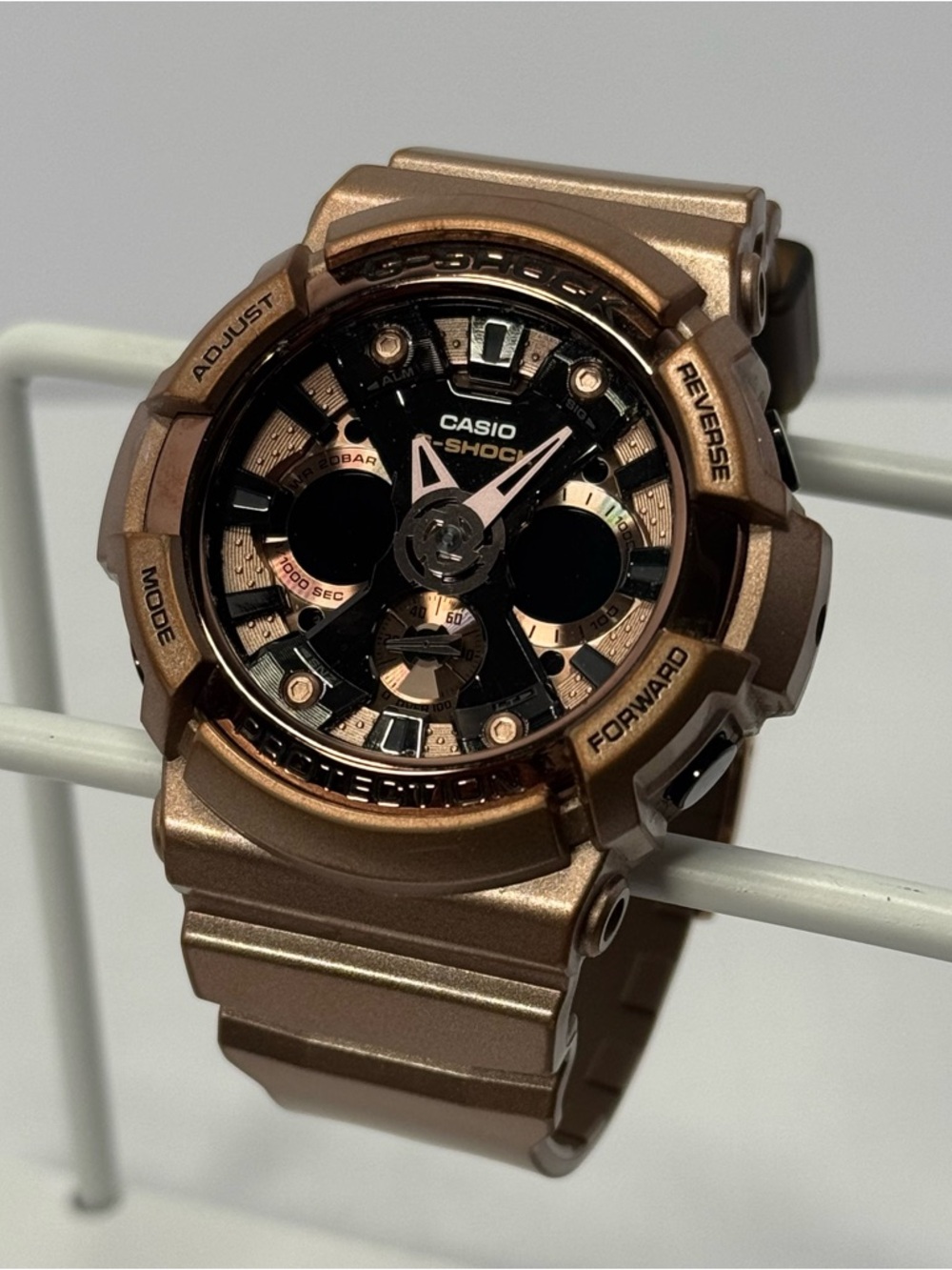 Casio G Shock GA200GD Bronze Gold Tone Analog Digital Watch 20BAR Mens Outdoor